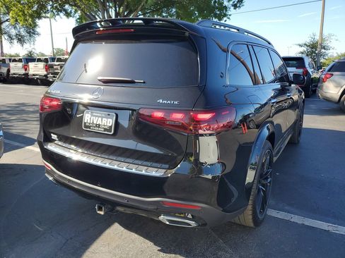 Used 2025 Mercedes-Benz GLS 450 4MATIC image 4