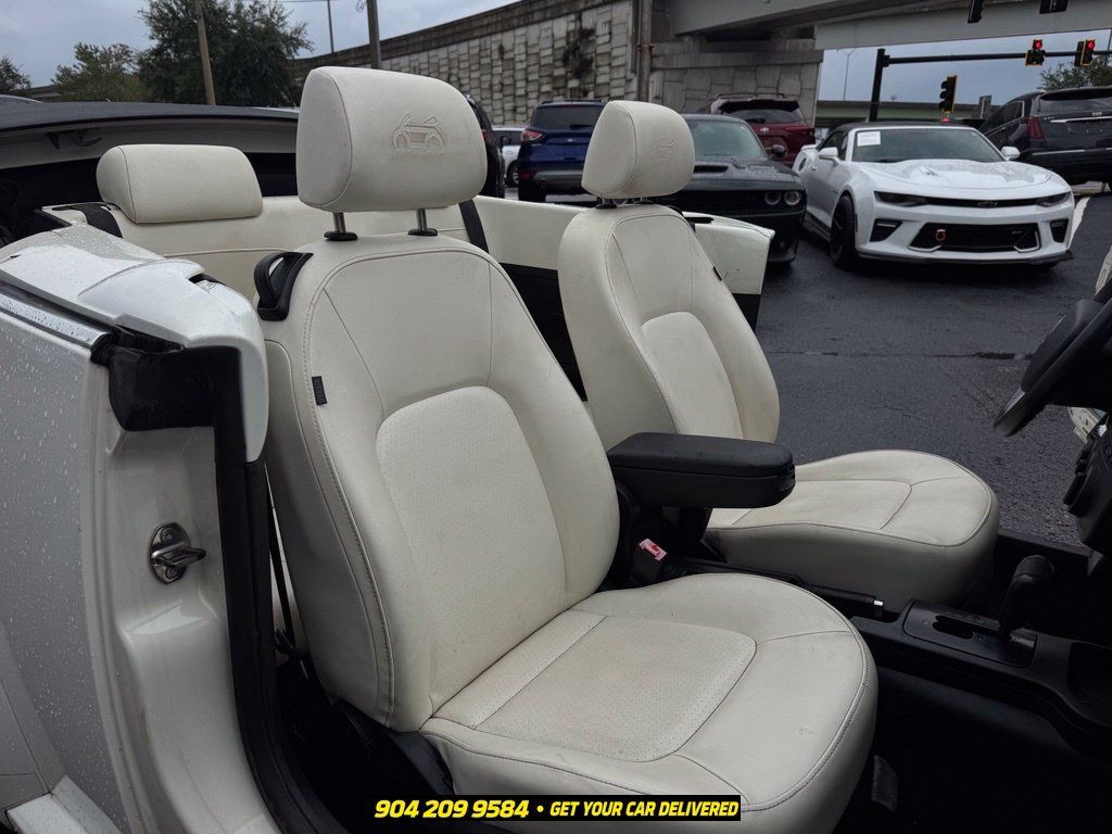 Used 2007 Volkswagen Beetle Triple White Edition FWD image 16
