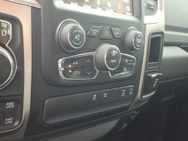 Used 2019 RAM 1500 Big Horn AWD/4WD image 13