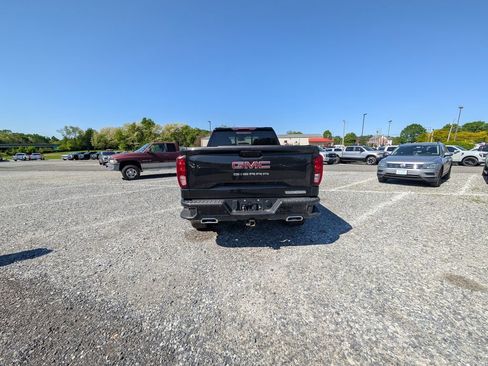 Used 2024 GMC Sierra 1500 Elevation w/ Elevation Premium Package AWD/4WD image 5