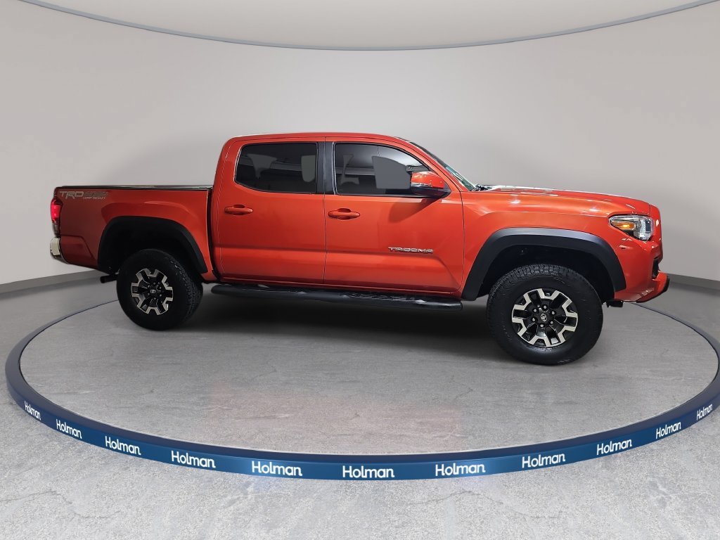 Used 2016 Toyota Tacoma TRD Off-Road w/ Towing Package AWD/4WD image 5
