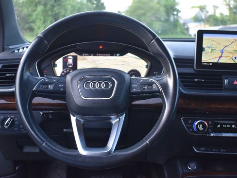 Used 2018 Audi Q5 2.0T Premium Plus w/ Premium Plus Package AWD/4WD image 22