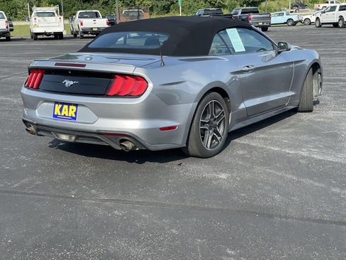 Used 2020 Ford Mustang Premium RWD image 9