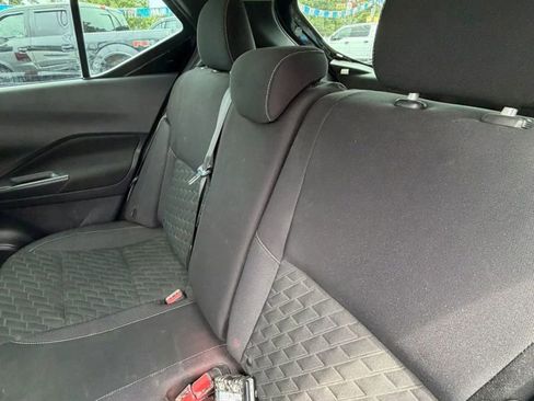 Used 2021 Nissan Kicks S image 15