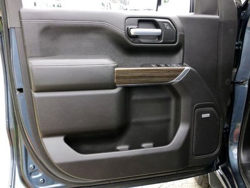 Used 2020 Chevrolet Silverado 1500 RST w/ Texas Edition RWD image 20