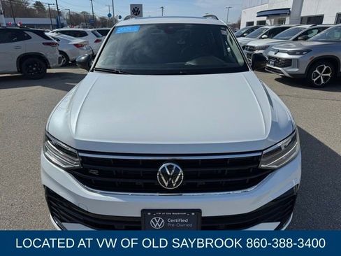 Certified 2024 Volkswagen Tiguan SE R-Line AWD/4WD image 2