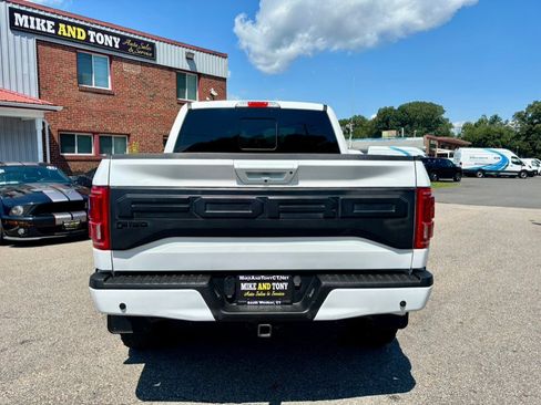 Used 2017 Ford F150 Lariat w/ Equipment Group 502A Luxury AWD/4WD image 7