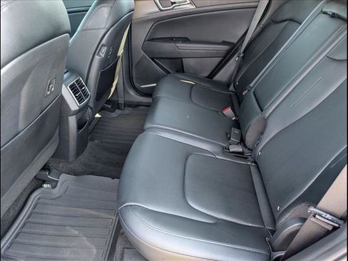 Used 2026 Kia Sportage EX w/ EX Panorama Roof Package FWD image 12