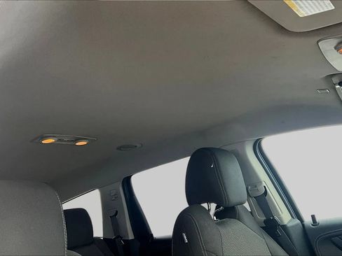 Used 2017 Chevrolet Traverse LT w/ Style and Technology Package AWD/4WD image 34
