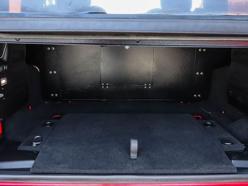 Used 2018 Jeep Wrangler Sport AWD/4WD image 18