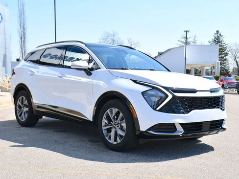 Used 2023 Kia Sportage SX image 9