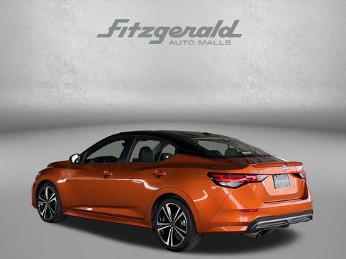 Used 2023 Nissan Sentra SR w/ SR Premium Package FWD image 6