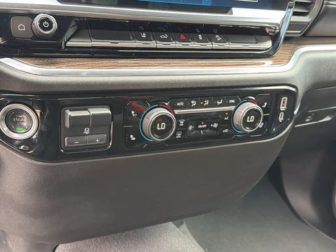 Certified 2024 Chevrolet Silverado 2500 LT w/ Convenience Package image 14