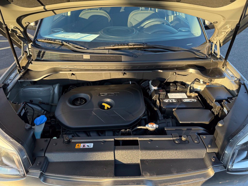 Used 2014 Kia Soul + FWD image 13