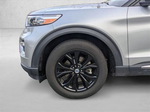 Used 2023 Ford Explorer XLT w/ Equipment Group 202A image 26