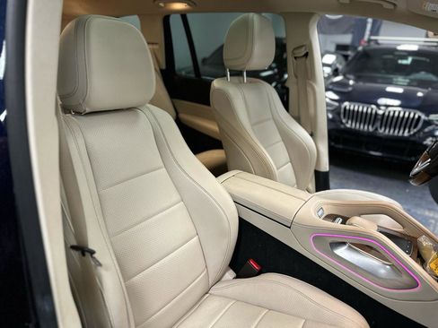 Used 2022 Mercedes-Benz GLS 450 4MATIC image 37