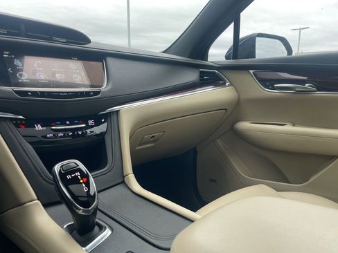 Used 2019 Cadillac XT5 Luxury AWD/4WD image 35