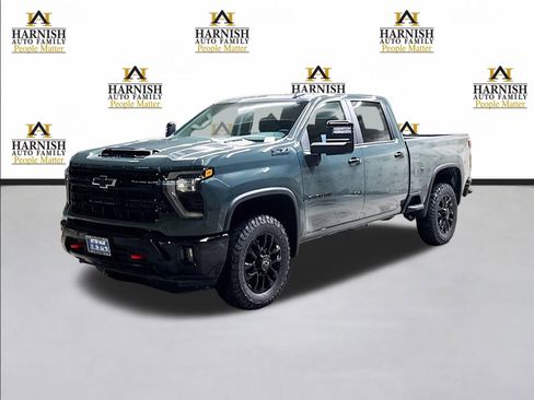 New 2026 Chevrolet Silverado 3500 LT w/ Trail Boss Package image 1