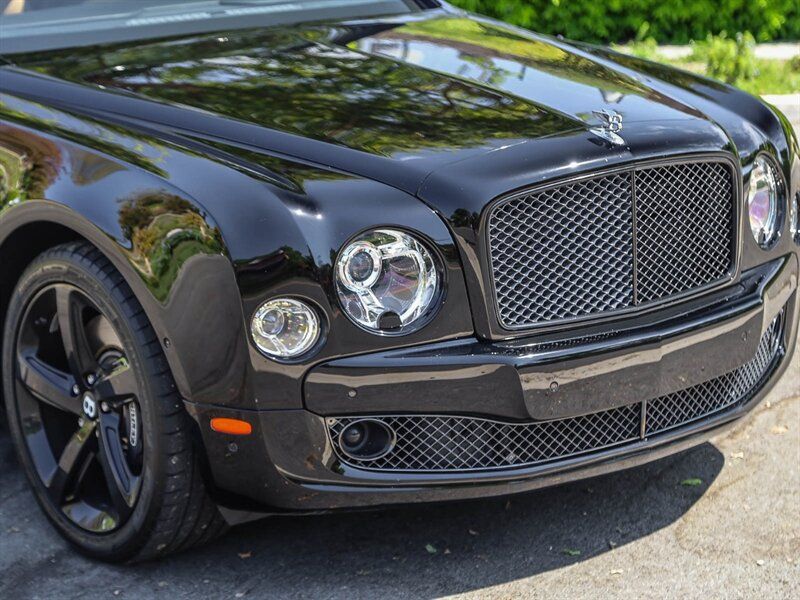 Used 2016 Bentley Mulsanne Speed RWD image 9