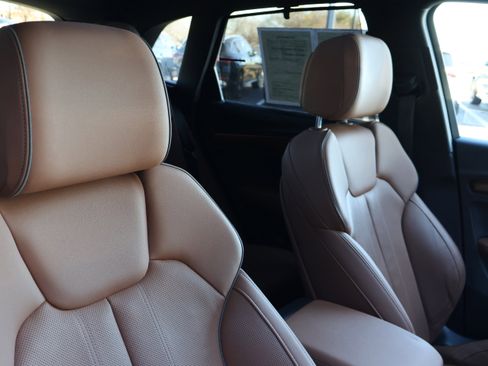 Used 2022 Audi Q5 2.0T Prestige image 30