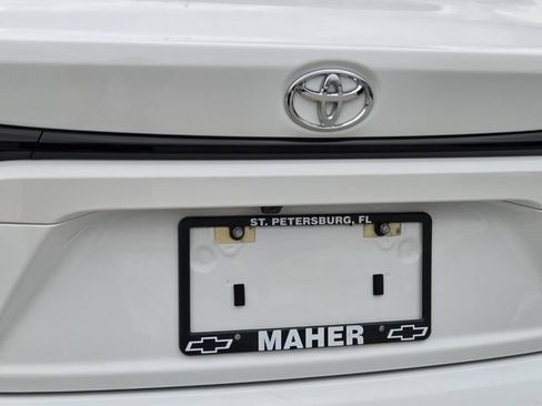 Used 2025 Toyota Corolla LE FWD image 10