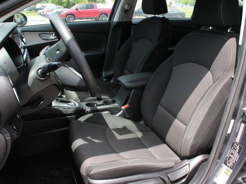 Used 2023 Kia Forte LXS FWD image 15