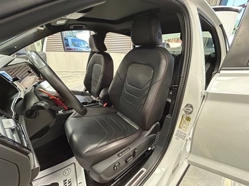 Used 2021 Volkswagen Jetta GLI Autobahn FWD image 7