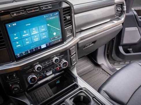 Used 2023 Ford F250 Lariat AWD/4WD image 25