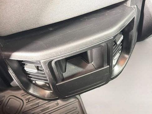 Used 2021 RAM 1500 Big Horn AWD/4WD image 25