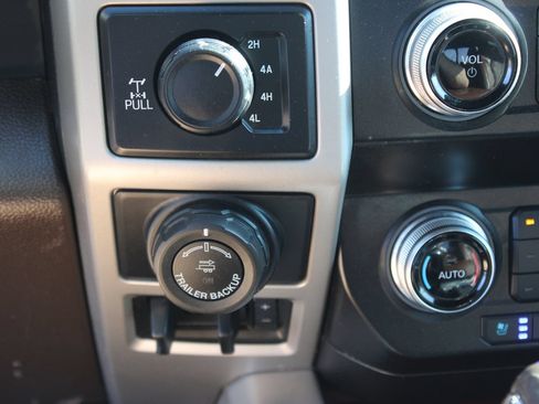 Used 2020 Ford F150 King Ranch w/ Equipment Group 601A Luxury AWD/4WD image 18