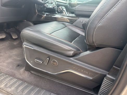 Used 2023 Ford F150 Lariat w/ Equipment Group 502A High image 8