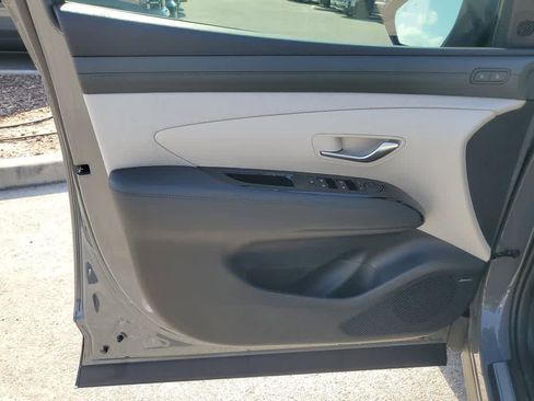 New 2026 Hyundai Tucson Limited image 17