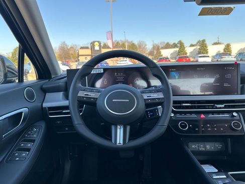 New 2026 Hyundai Sonata SEL FWD image 11