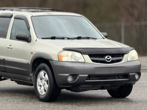 Used 2004 MAZDA Tribute LX w/ Luxury Pkg image 15