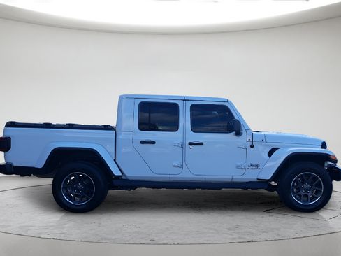 Used 2021 Jeep Gladiator Overland w/ Popular Equipment Package AWD/4WD image 2