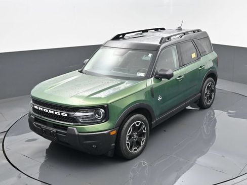 Used 2025 Ford Bronco Sport Outer Banks w/ Outer Banks Tech Package+ AWD/4WD image 21