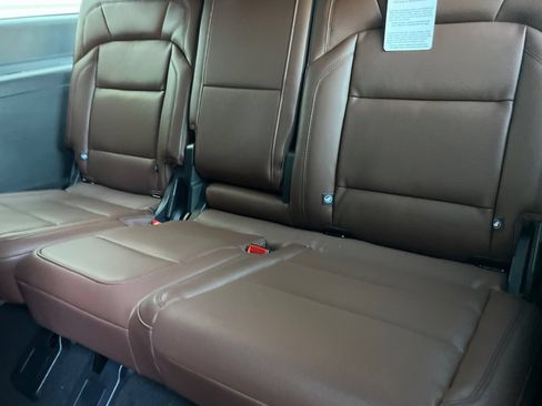 New 2026 Lincoln Navigator L Reserve AWD/4WD image 12