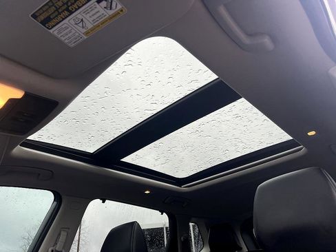 Certified 2021 Nissan Rogue SV w/ Premium Package image 19