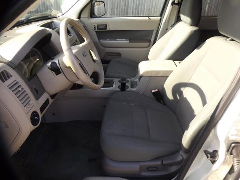 Used 2009 Ford Escape XLT image 16