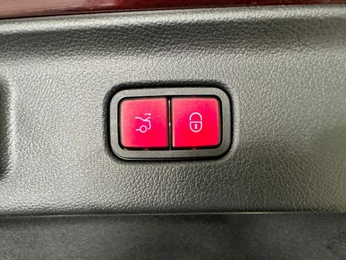 Used 2026 Mercedes-Benz S 580 4MATIC Sedan image 36