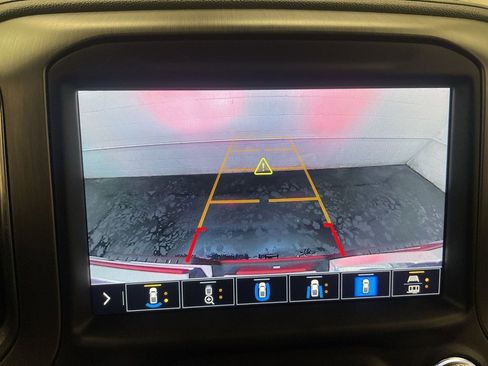 Used 2022 GMC Sierra 2500 Denali image 9