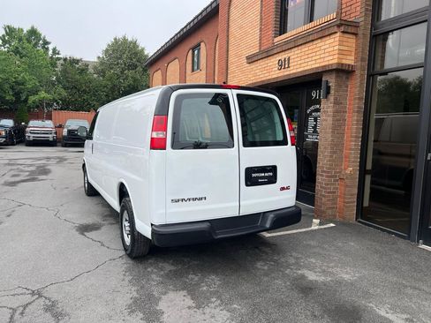 Used 2009 GMC Savana 3500 Extended RWD image 5