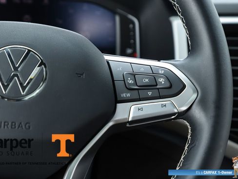 Used 2023 Volkswagen Atlas Cross Sport SEL AWD/4WD image 22