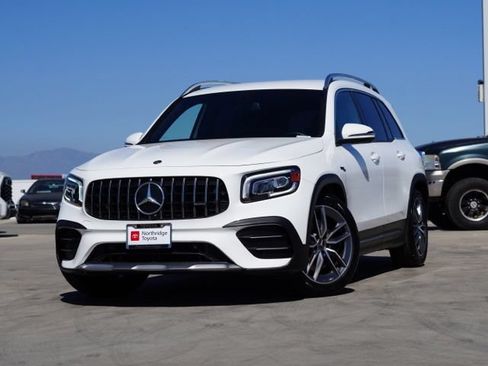 Used 2021 Mercedes-Benz GLB 35 AMG 4MATIC image 3