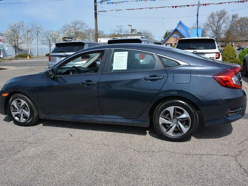 Used 2019 Honda Civic LX image 2