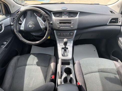 Used 2013 Nissan Sentra SR FWD image 21