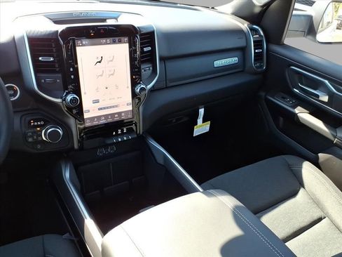 New 2026 RAM 1500 Big Horn AWD/4WD image 14