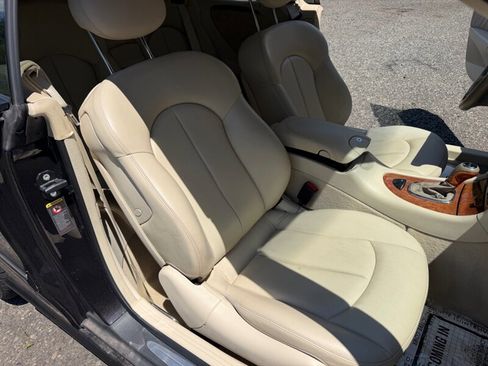 Used 2004 Mercedes-Benz CLK 500 Cabriolet image 19