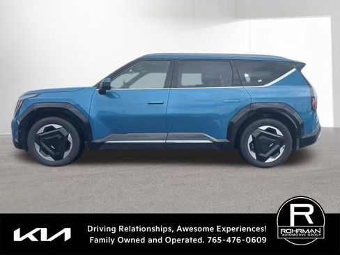 Used 2024 Kia EV9 Land AWD/4WD image 7