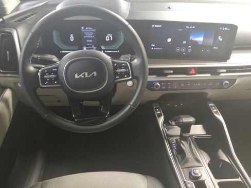 Used 2024 Kia Sorento S FWD image 22